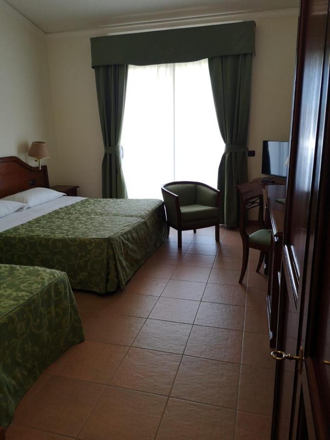 Peretti 4*