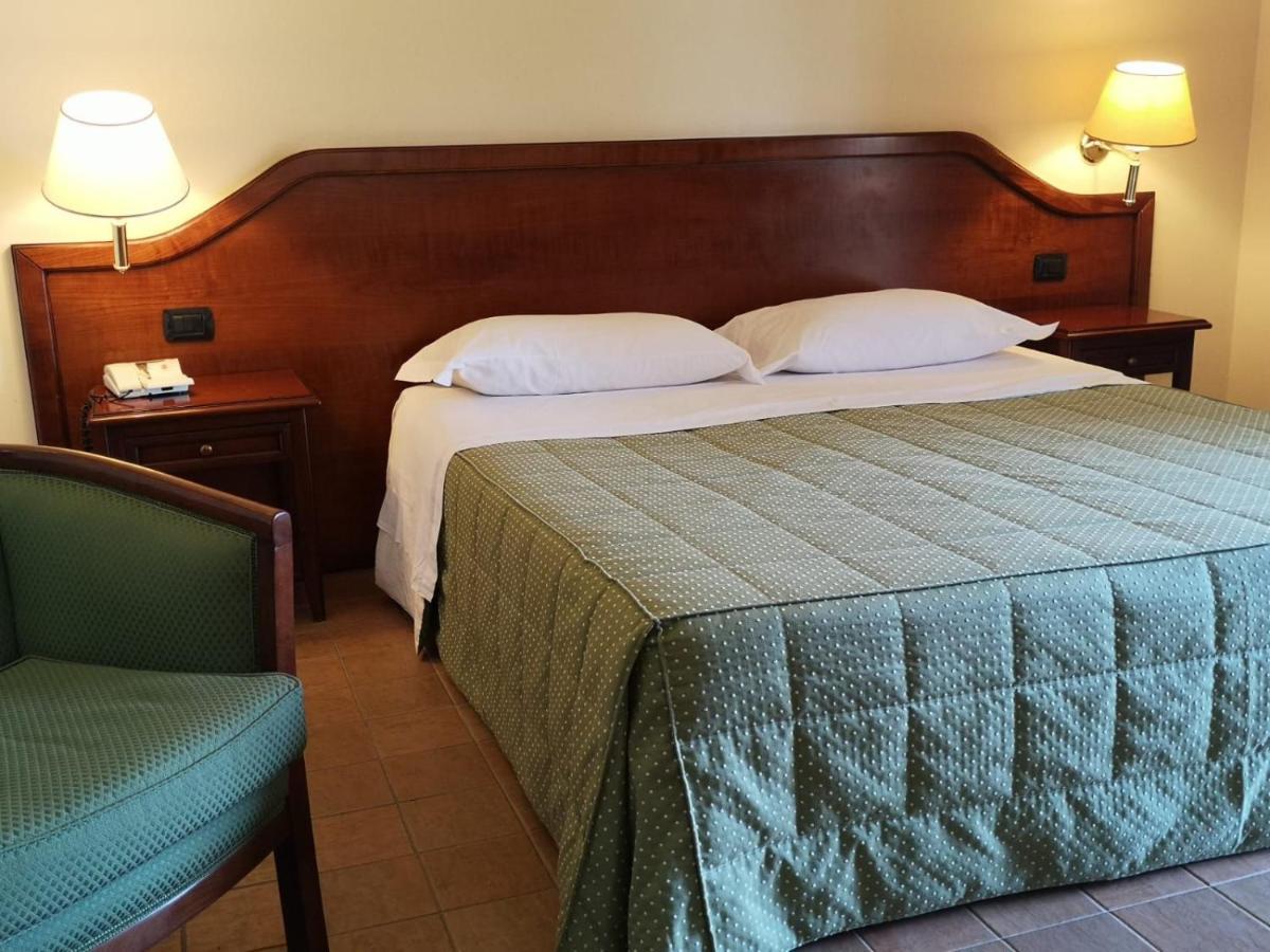 Peretti 4* Gela